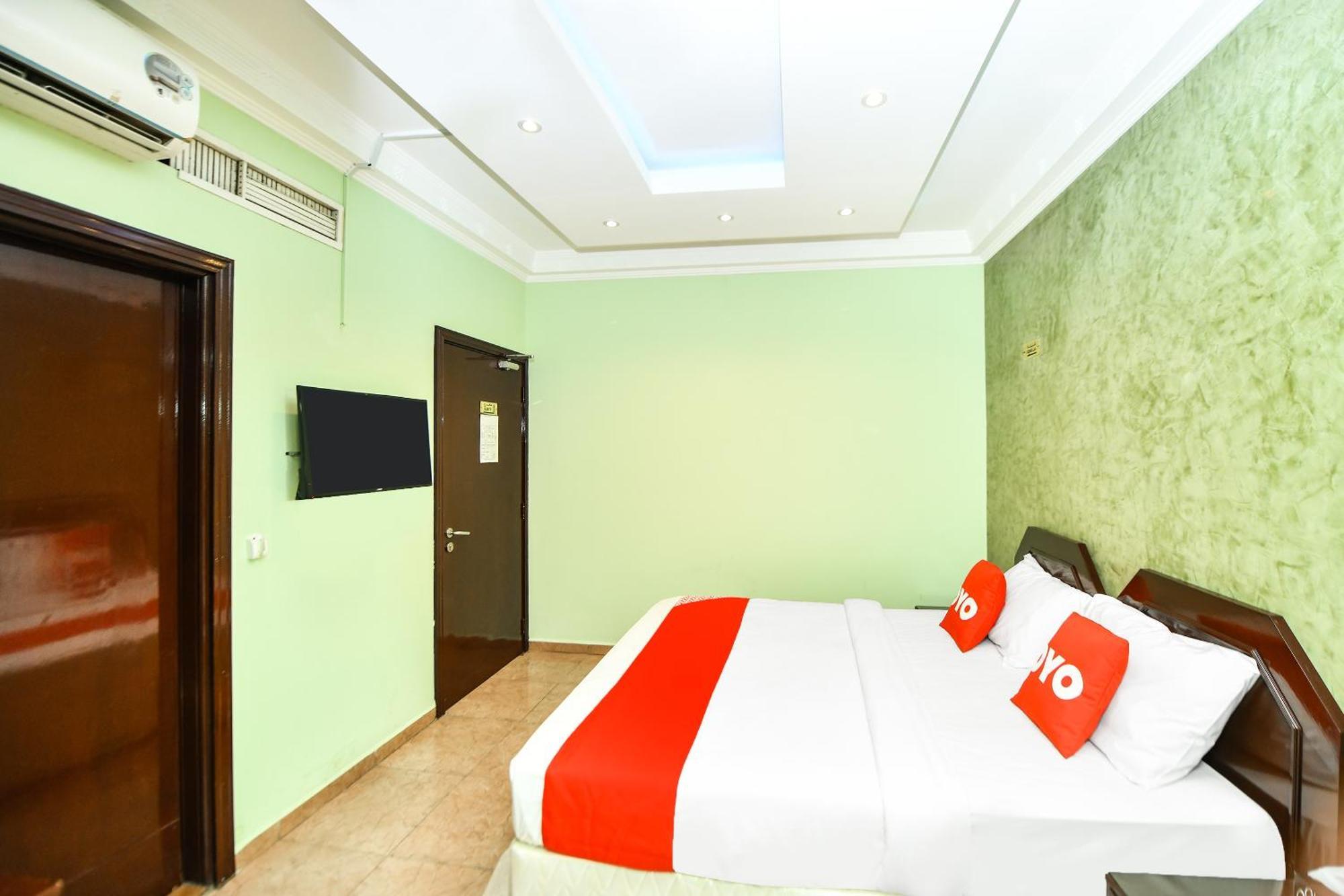 Oyo 137 Marina Hotel مسقط المظهر الخارجي الصورة