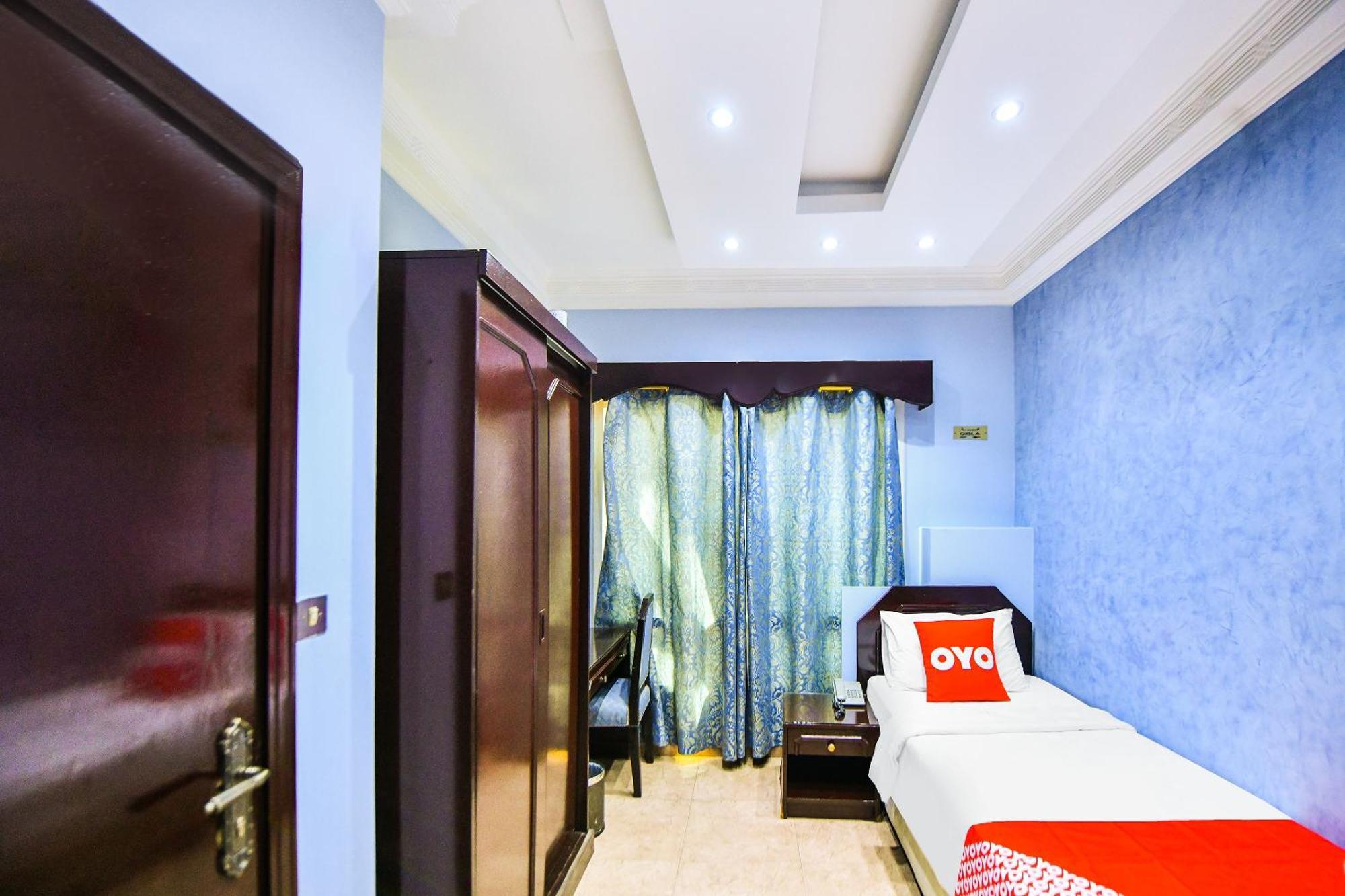 Oyo 137 Marina Hotel مسقط المظهر الخارجي الصورة