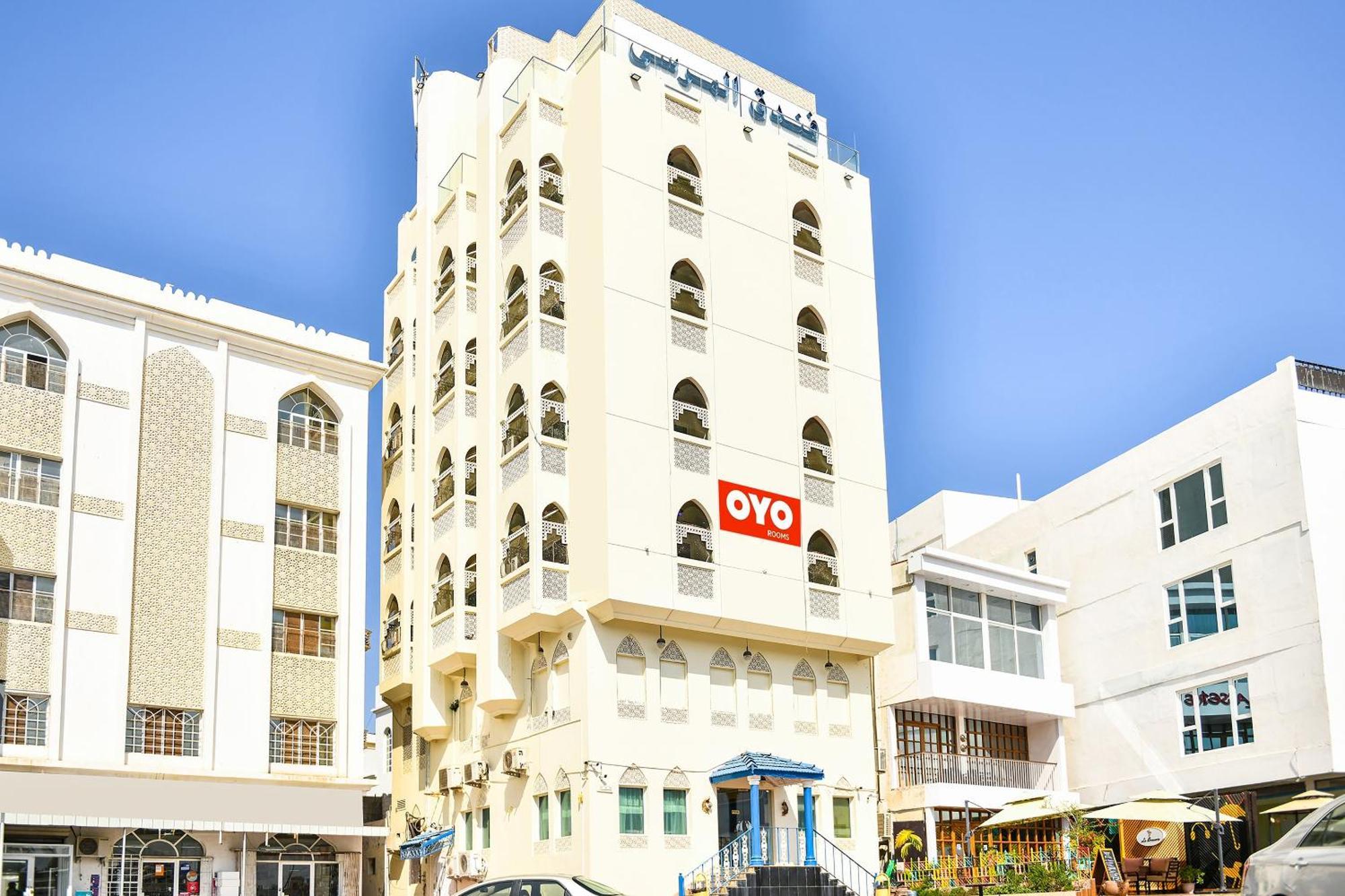 Oyo 137 Marina Hotel مسقط المظهر الخارجي الصورة