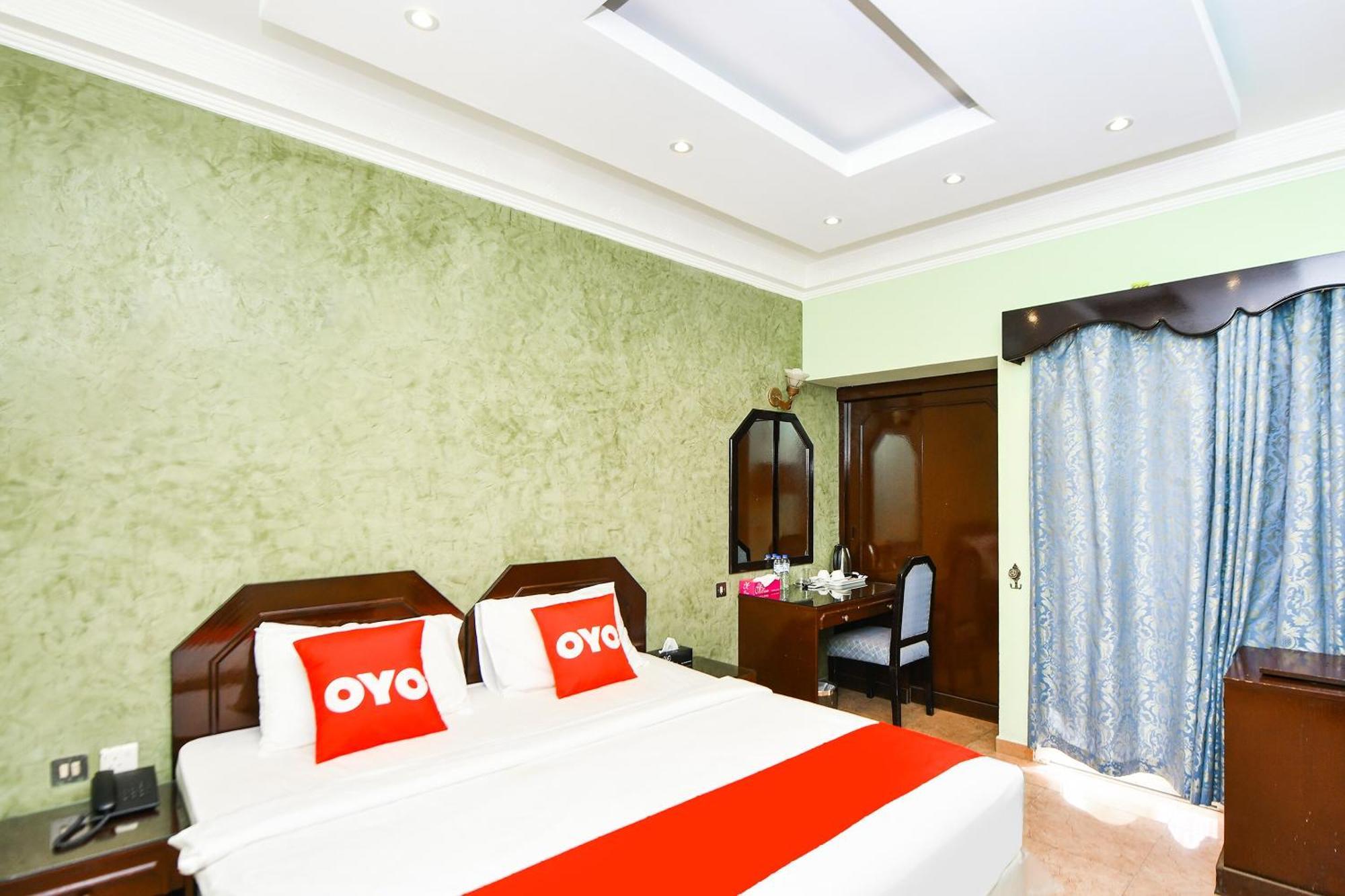 Oyo 137 Marina Hotel مسقط المظهر الخارجي الصورة